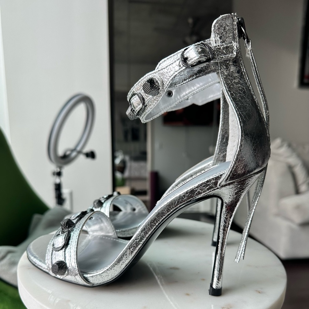 PRECIOUS SILVER HEELS BY STEVE MADDEN